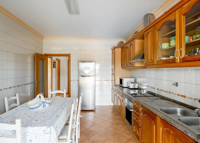 Pescada By Interhome * アルブフェイラ